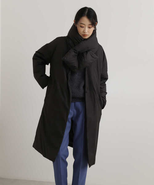 NATURAL BEAUTY BASIC（ナチュラルビューティーベーシック）の「ノーカラーロングダウンコート（ダウンジャケット/コート・レディース・オフホワイト/ブラック・MEDIUM/SMALL）」の22枚目の写真