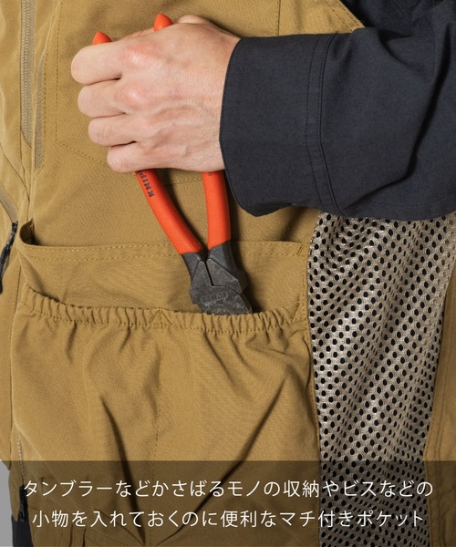 241 twoforone(トゥーフォーワン)の「241 twoforone/トゥーフォーワン 無地 ワンポイントロゴ刺繍 ワークベスト MB1154(ベスト・メンズ・ブラック/ベージュ系・FREE)」の7枚目の写真