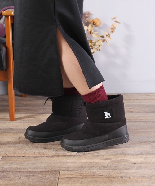 moz（モズ）の「【MOZ】モズ　ダウン調防水ブーツ　MZ-227001（ブーツ・レディース・ブラック系その他/ベージュ/グレー系その他/ブラック/ホワイト/ネイビー/カーキ/レンガ・24.0cm/24.5cm/23.5cm/23.0cm/25.0cm）」の3枚目の写真