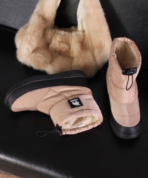 moz（モズ）の「【MOZ】モズ　ダウン調防水ブーツ　MZ-227001（ブーツ・レディース・ブラック系その他/ベージュ/グレー系その他/ブラック/ホワイト/ネイビー/カーキ/レンガ・24.0cm/24.5cm/23.5cm/23.0cm/25.0cm）」の11枚目の写真