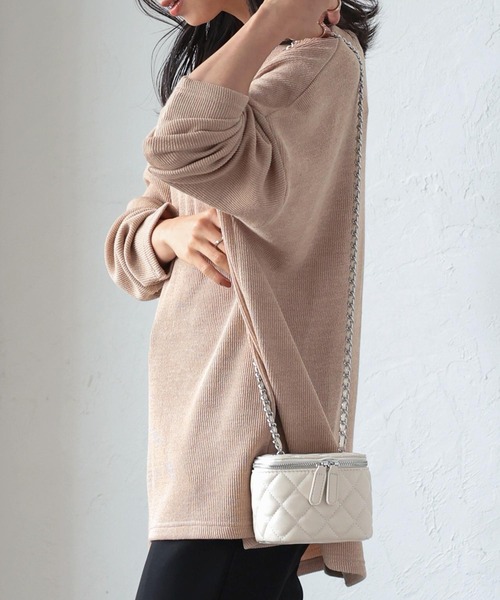 KOBE LETTUCE（コウベレタス）の「キルティングミニチェーンバッグ（ショルダーバッグ・レディース・ブラック/アイボリー/キャメル/レッド・FREE）」の8枚目の写真