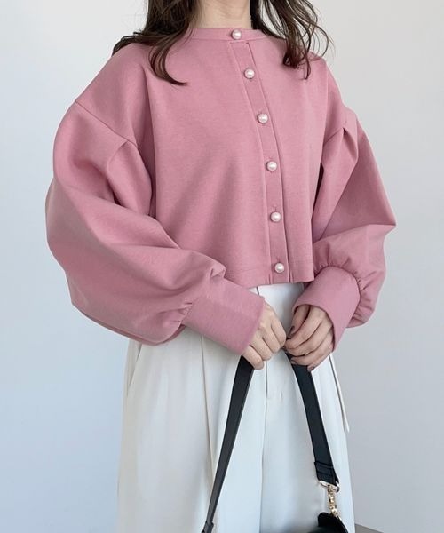 mysty woman(ミスティウーマン)の「パールボタンショートカーディガン 184073(カーディガン/ボレロ・レディース・ピンク/アイボリー/ブラック・FREE)」の21枚目の写真
