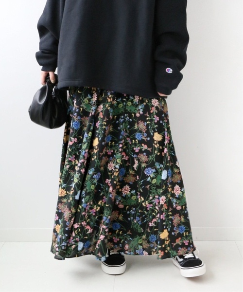 JOURNAL STANDARD relume（ジャーナルスタンダード　レリューム）の「《追加》ブラックフローラルマーメイドスカート（スカート・レディース・ホワイト/グリーン・FREE）」の15枚目の写真