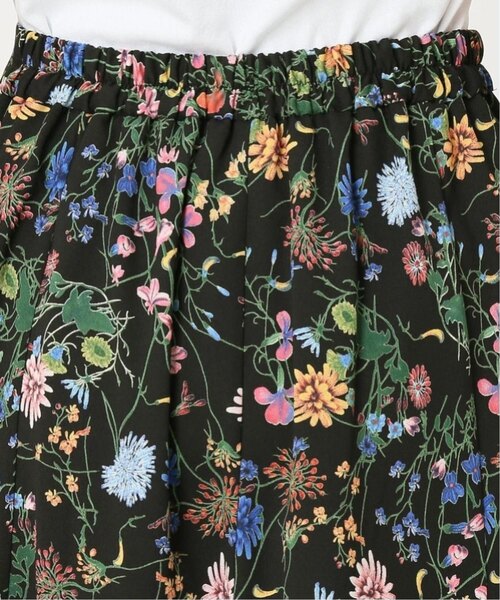 JOURNAL STANDARD relume（ジャーナルスタンダード　レリューム）の「《追加》ブラックフローラルマーメイドスカート（スカート・レディース・ホワイト/グリーン・FREE）」の6枚目の写真