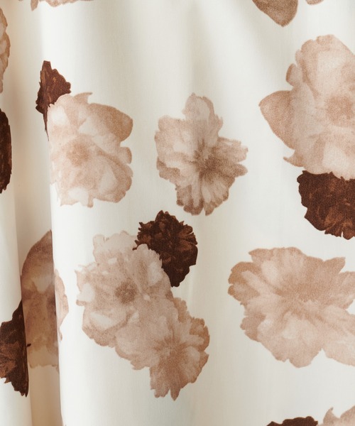 natural couture（ナチュラルクチュール）の「アソート柄フレアスカート（スカート・レディース・イエロー/ブラック/ブルー/ライトベージュ・FREE）」の10枚目の写真