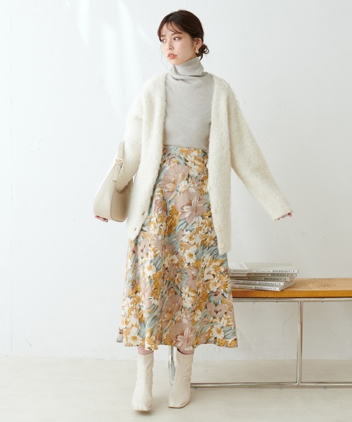 natural couture（ナチュラルクチュール）の「アソート柄フレアスカート（スカート・レディース・イエロー/ブラック/ブルー/ライトベージュ・FREE）」の19枚目の写真