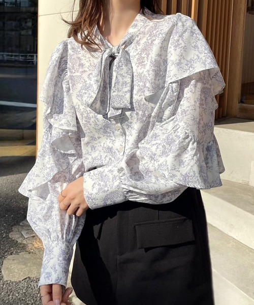 one after another NICE CLAUP（ワンアフターアナザーナイスクラップ）の「華やかに大人ガーリーな着こなし/前後2WAYボウタイブラウス（シャツ/ブラウス・レディース・パープル系その他/グレー/アイボリー/ブラック系その他・FREE）」の4枚目の写真