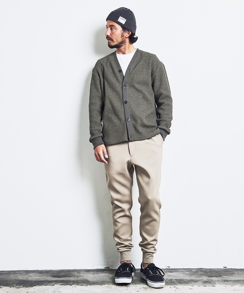 Magine（マージン）の「T/C CHAIN KNIT V/N CARDIGAN:チェーンニット Vネック カーディガン 23SS（カーディガン/ボレロ・メンズ・ブラック/ネイビー/オリーブ・44/46/48）」の20枚目の写真
