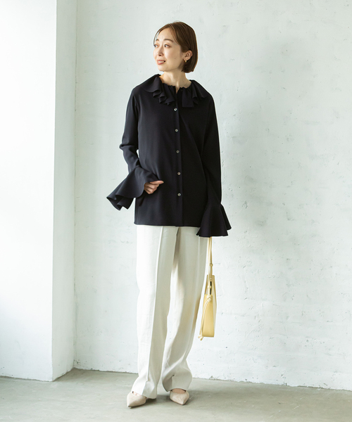 Noble（ノーブル）の「ラッフルカラースリーブブラウス（シャツ 