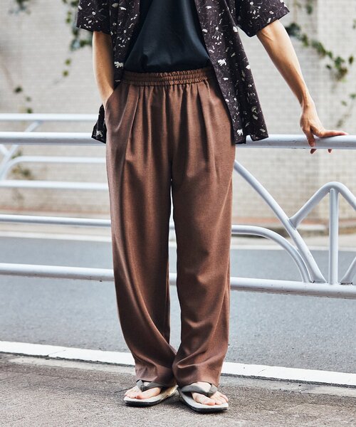 EDIFICE（エディフィス）の「【LA BOUCLE / ラブークル】1タック イージーパンツ（スラブ オックス）（その他パンツ・メンズ・イエロー/ブラウン系その他/アイボリー/ブラック/ブルー・1/2/3）」の4枚目の写真