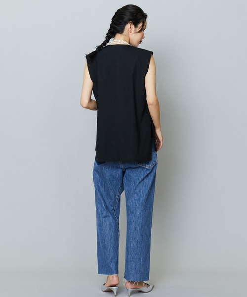 美品✨プルミエアロンディスモン　23SS　ソフトリネンＶネックジレ　ベージュ　S 1er Arrondissement（プルミエアロンディスモン）の「ソフトリネンV