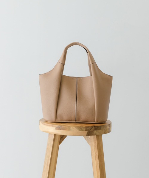 RODE SKO(ロデスコ)の「センターラインミドルバッグ(トートバッグ・レディース・ブラック/ベージュ/オフホワイト/ライトブルー/グリーン系その他・ONE)」の4枚目の写真