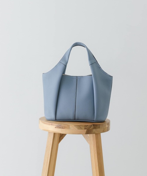 RODE SKO(ロデスコ)の「センターラインミドルバッグ(トートバッグ・レディース・ブラック/ベージュ/オフホワイト/ライトブルー/グリーン系その他・ONE)」の5枚目の写真