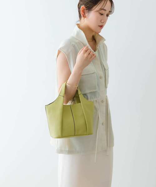 RODE SKO(ロデスコ)の「センターラインミドルバッグ(トートバッグ・レディース・ブラック/ベージュ/オフホワイト/ライトブルー/グリーン系その他・ONE)」の11枚目の写真