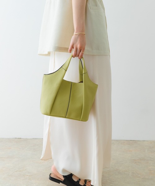 RODE SKO(ロデスコ)の「センターラインミドルバッグ(トートバッグ・レディース・ブラック/ベージュ/オフホワイト/ライトブルー/グリーン系その他・ONE)」の19枚目の写真