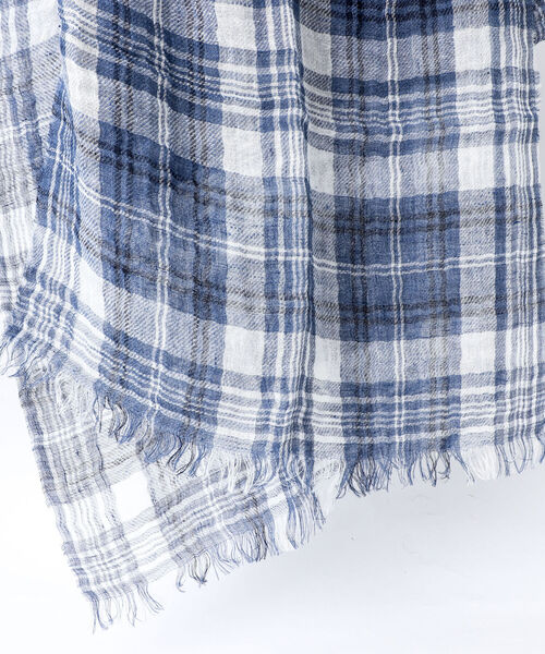 NOLLEY'S goodman（ノーリーズグッドマン）の「【PAOLO MARIANI/パオロ・マリアーニ】別注リネンチェックストール（ストール/ショール・メンズ・ベージュ系その他/ブルー系その他・FREE）」の20枚目の写真