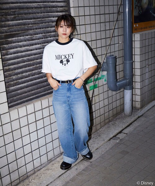 Disney(ディズニー)の「【DISNEY/ディズニー ミッキーマウス】 別注 ビッグシルエット フロントプリントTシャツ【限定展開】(Tシャツ/カットソー・メンズ・ホワイト/ホワイト×ブラック/ネイビー/ブラック・SMALL/MEDIUM/LARGE)」の9枚目の写真