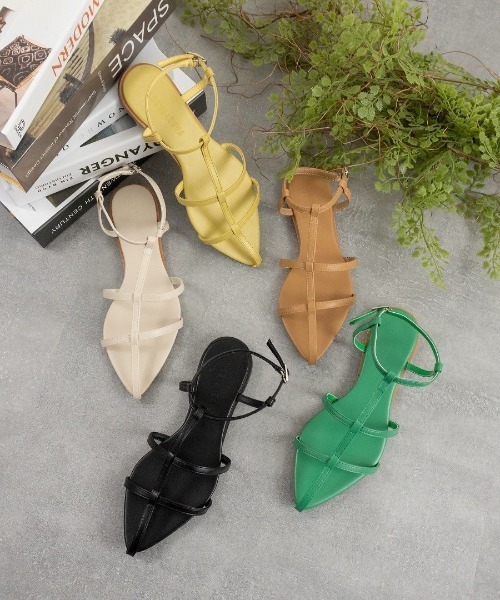 Fabby fabby（ファビィーファビィー）の「ネックベルトストラップフラットサンダル（サンダル・レディース・グリーン/オフホワイト/ブラック/イエロー/ベージュ/シルバー・MEDIUM/SMALL/LARGE）」の9枚目の写真