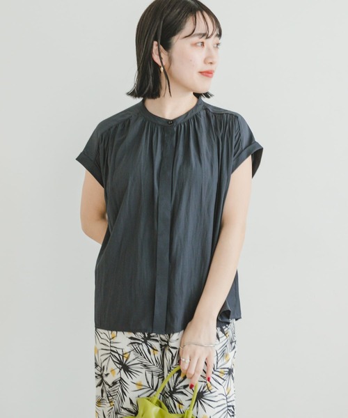 ITEMS URBANRESEARCH（アイテムズ アーバンリサーチ）の「フレンチスリーブブラウス（シャツ/ブラウス・レディース・ブラック/ホワイト/ライトブルー/モカ/グリーン・FREE）」の2枚目の写真