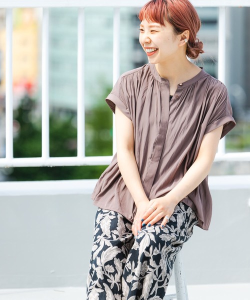 ITEMS URBANRESEARCH（アイテムズ アーバンリサーチ）の「フレンチスリーブブラウス（シャツ/ブラウス・レディース・ブラック/ホワイト/ライトブルー/モカ/グリーン・FREE）」の3枚目の写真