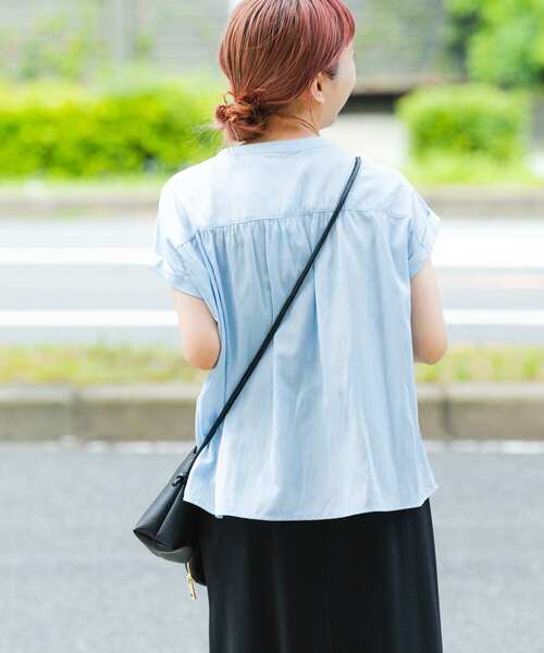 ITEMS URBANRESEARCH（アイテムズ アーバンリサーチ）の「フレンチスリーブブラウス（シャツ/ブラウス・レディース・ブラック/ホワイト/ライトブルー/モカ/グリーン・FREE）」の14枚目の写真