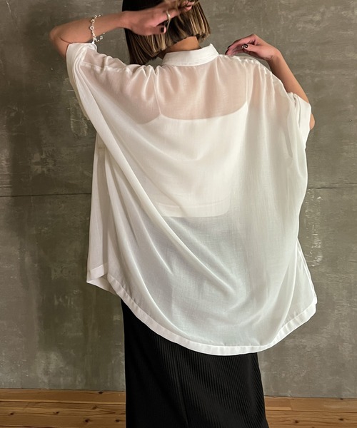 cona（コナ）の「【ZOZO限定】シアールーズシャツ（シャツ/ブラウス・レディース・ブラック/オフホワイト・FREE）」の14枚目の写真