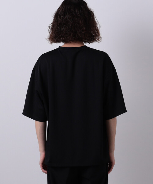 COMME CA ISM(コムサイズム)の「【WEB限定】 ビッグシルエット クルーネックTシャツ(Tシャツ/カットソー・メンズ・ホワイト/ブラック・MEDIUM/LARGE)」の10枚目の写真
