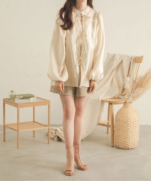 Ambre Neige（アンブルネージュ）の「２WAYラメリボンブラウス／【WEB/EC限定商品】（シャツ/ブラウス・レディース・ダークブラウン/アイボリー/オレンジ・FREE）」の4枚目の写真