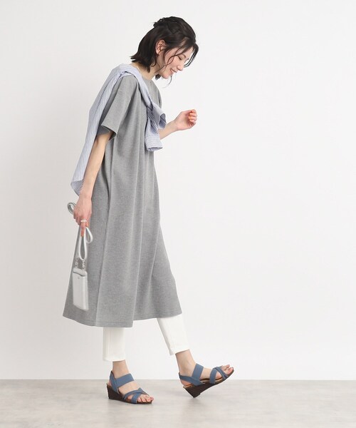SHOO・LA・RUE（シューラルー）の「◆夏のアクティブスタイルに！ワッフルロングTシャツワンピース（ワンピース・レディース・カーキ/ブラック/グレー・02/03/04）」の5枚目の写真