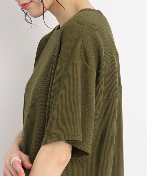 SHOO・LA・RUE（シューラルー）の「◆夏のアクティブスタイルに！ワッフルロングTシャツワンピース（ワンピース・レディース・カーキ/ブラック/グレー・02/03/04）」の15枚目の写真