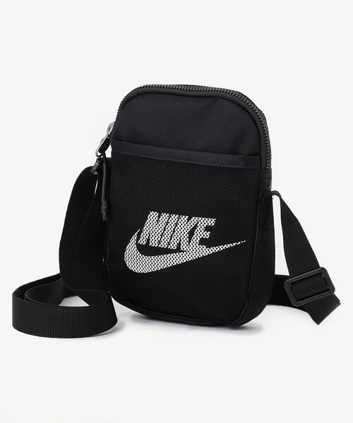 NIKE（ナイキ）の「NIKE/ナイキ 【限定展開】ヘリテージスモールアイテム/ショルダーバッグ（ショルダーバッグ・メンズ・シルバー/ブラック・ONE SIZE）」の2枚目の写真