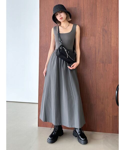 EMODA(エモダ)の「タンクフィットボリュームマキシワンピース(ワンピース・レディース・グレー/ブラック/ホワイト・FREE)」の3枚目の写真
