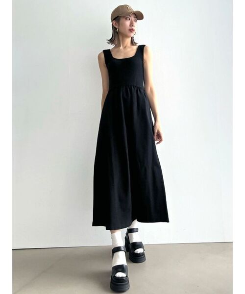 EMODA(エモダ)の「タンクフィットボリュームマキシワンピース(ワンピース・レディース・グレー/ブラック/ホワイト・FREE)」の8枚目の写真