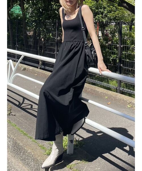 EMODA(エモダ)の「タンクフィットボリュームマキシワンピース(ワンピース・レディース・グレー/ブラック/ホワイト・FREE)」の17枚目の写真