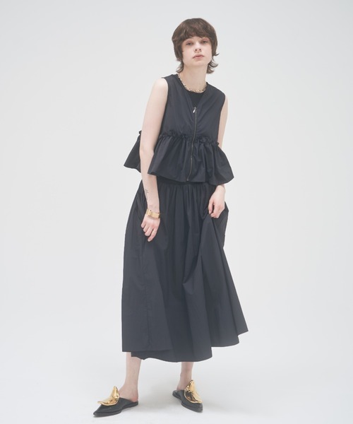 MECRE（メクル）の「ノースリーブフレア2wayトップス（シャツ/ブラウス・レディース・ブラック/グレー・FREE）」の14枚目の写真