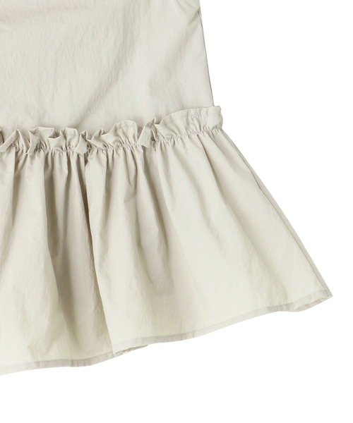 MECRE（メクル）の「ノースリーブフレア2wayトップス（シャツ/ブラウス・レディース・ブラック/グレー・FREE）」の13枚目の写真