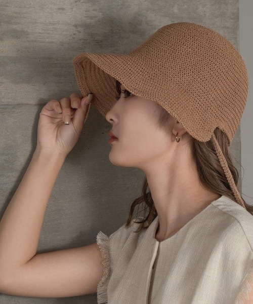 lawgy（ラウジー）の「back ribbon straw hat（ハット・レディース・ベージュ/ブラック/アイボリー・FREE）」の3枚目の写真