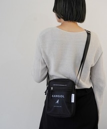【KANGOL】 縦型 メッシュポケット ショルダーバック