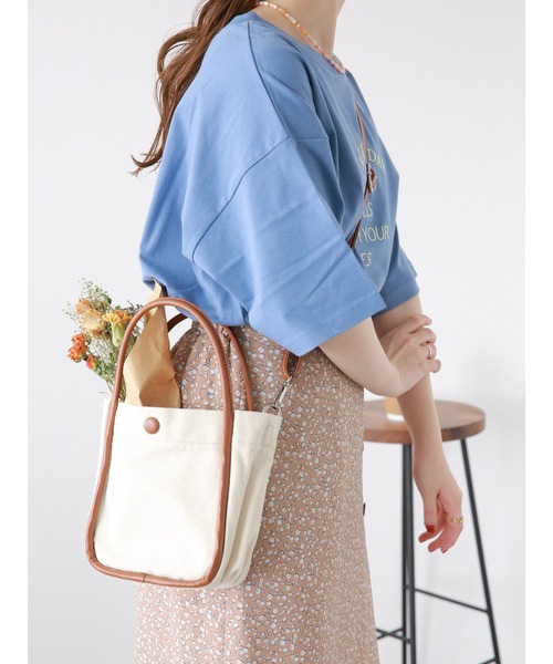 ehka sopo（エヘカソポ）の「キャンバスコンビショルダーバッグ（ハンドバッグ・レディース・ブラウン/ベージュ/キャメル・F）」の7枚目の写真