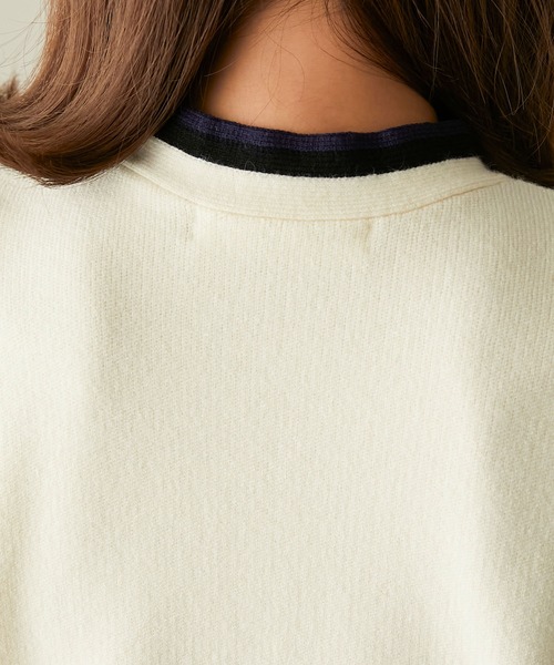 BONLECILL（ボンルシール）の「トリコロール袖ボリュームボウタイニットプルオーバー（ニット/セーター・レディース・キャメル/ネイビー/レッド/アイボリー・FREE）」の15枚目の写真