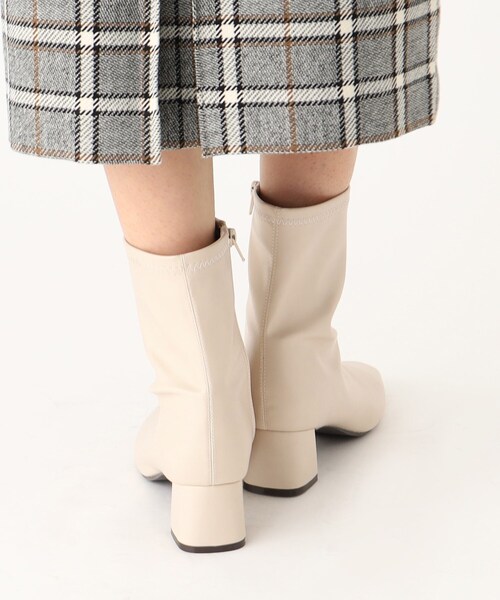 OPAQUE.CLIP（オペークドットクリップ）の「◆【抗菌防臭加工/5cmヒール】ストレッチショートブーツ（ブーツ・レディース・オフホワイト/ブラック/ベージュ・02/03/01）」の10枚目の写真