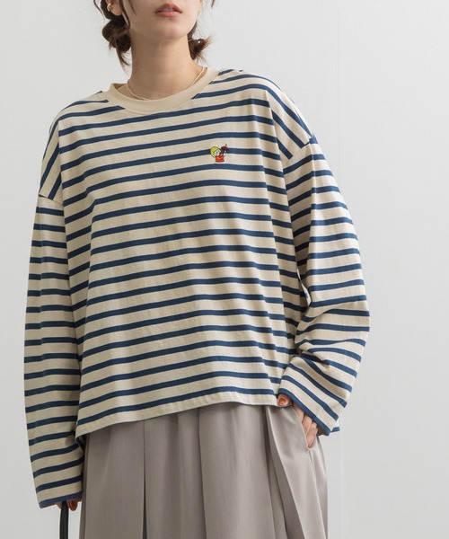 POU DOU DOU(プードゥドゥ)の「USAコットンワンポイント刺繍ワイドロンTee(Tシャツ/カットソー・レディース・ブラック/ライトブルー/スミクロ/オレンジ/オフホワイト・3)」の4枚目の写真