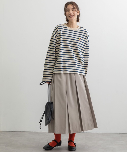 POU DOU DOU(プードゥドゥ)の「USAコットンワンポイント刺繍ワイドロンTee(Tシャツ/カットソー・レディース・ブラック/ライトブルー/スミクロ/オレンジ/オフホワイト・3)」の16枚目の写真