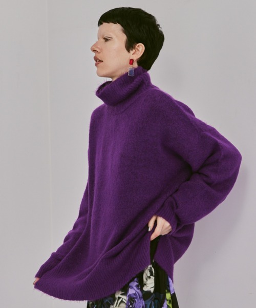 manana suerte（マニャーナスエルテ）の「オーバールーズタートルネックニット（ニット/セーター・レディース・パープル/ブラック/アイボリー/カーキ/グレー・FREE）」の6枚目の写真