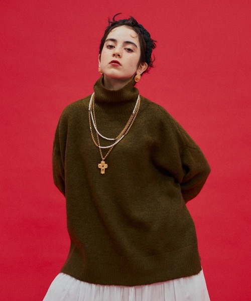 manana suerte（マニャーナスエルテ）の「オーバールーズタートルネックニット（ニット/セーター・レディース・パープル/ブラック/アイボリー/カーキ/グレー・FREE）」の19枚目の写真