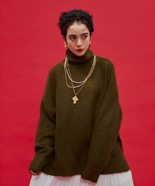 manana suerte（マニャーナスエルテ）の「オーバールーズタートルネックニット（ニット/セーター・レディース・パープル/ブラック/アイボリー/カーキ/グレー・FREE）」の21枚目の写真