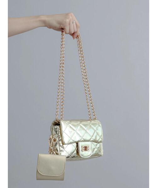 Te chichi(テチチ)の「キルティングチェーンバッグ(ハンドバッグ・レディース・グリーン/ゴールド/ブラック・F)」の1枚目の写真
