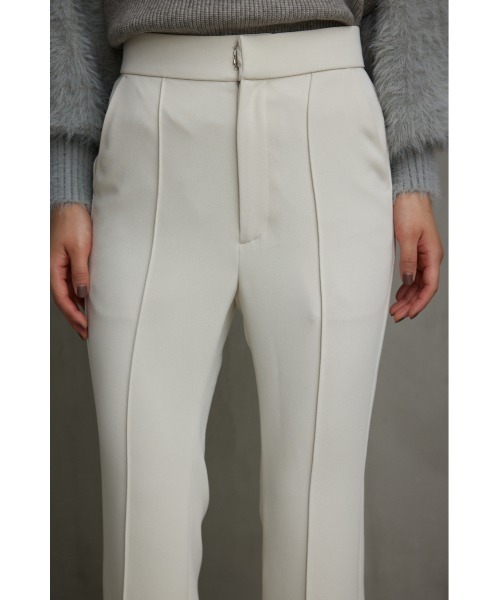 AZUL by moussy(アズールバイマウジー)の「カットジョーゼットフレアパンツ(その他パンツ・レディース・ブラック/ライトベージュ・SMALL/MEDIUM)」の18枚目の写真