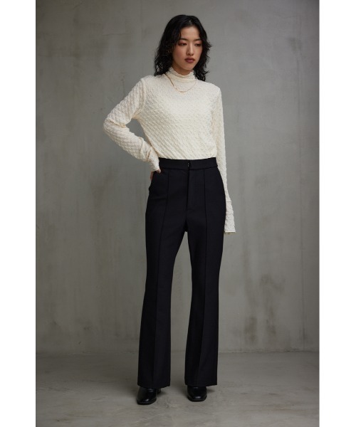 AZUL by moussy(アズールバイマウジー)の「カットジョーゼットフレアパンツ(その他パンツ・レディース・ブラック/ライトベージュ・SMALL/MEDIUM)」の4枚目の写真