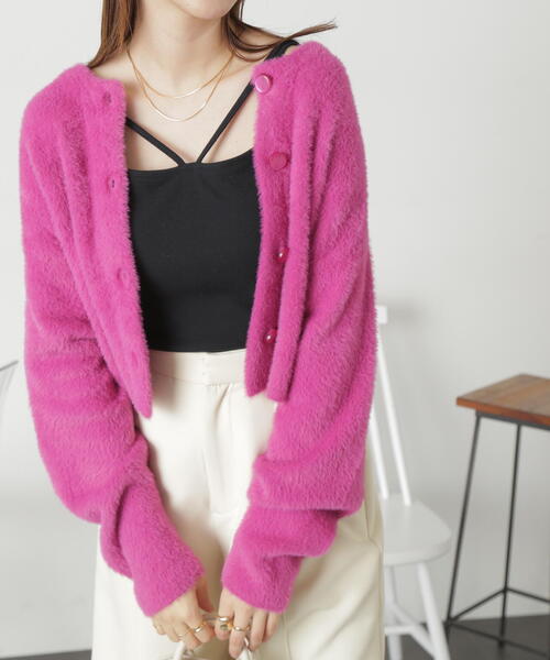 FREE'S MART（フリーズマート）の「◆前後２ＷＡＹショートシャギーショート丈ニット（カーディガン/ボレロ・レディース・ブルー/ブラック/ホワイト/ピンク・FREE）」の4枚目の写真